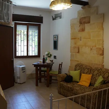 Апартаменты L'atmosfera Бриндизи